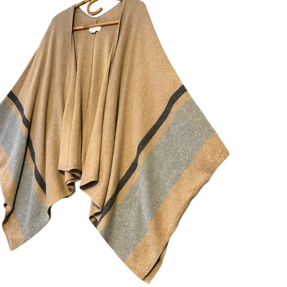 Velvet Graham & Spencer | Harper Open Front Poncho Cape Cardigan Size XS/S - Picture 4 of 10